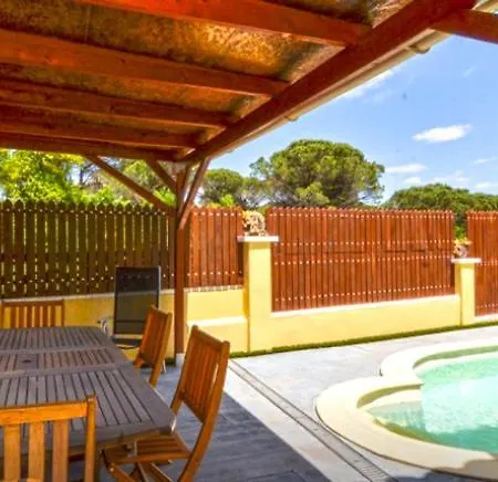 Caules Sleeps 8 Pool Air Con Wifi Villa Lloret de Mar