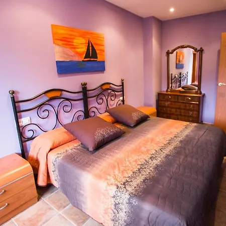 فيلة Caules Sleeps 8 Pool Air Con Wifi